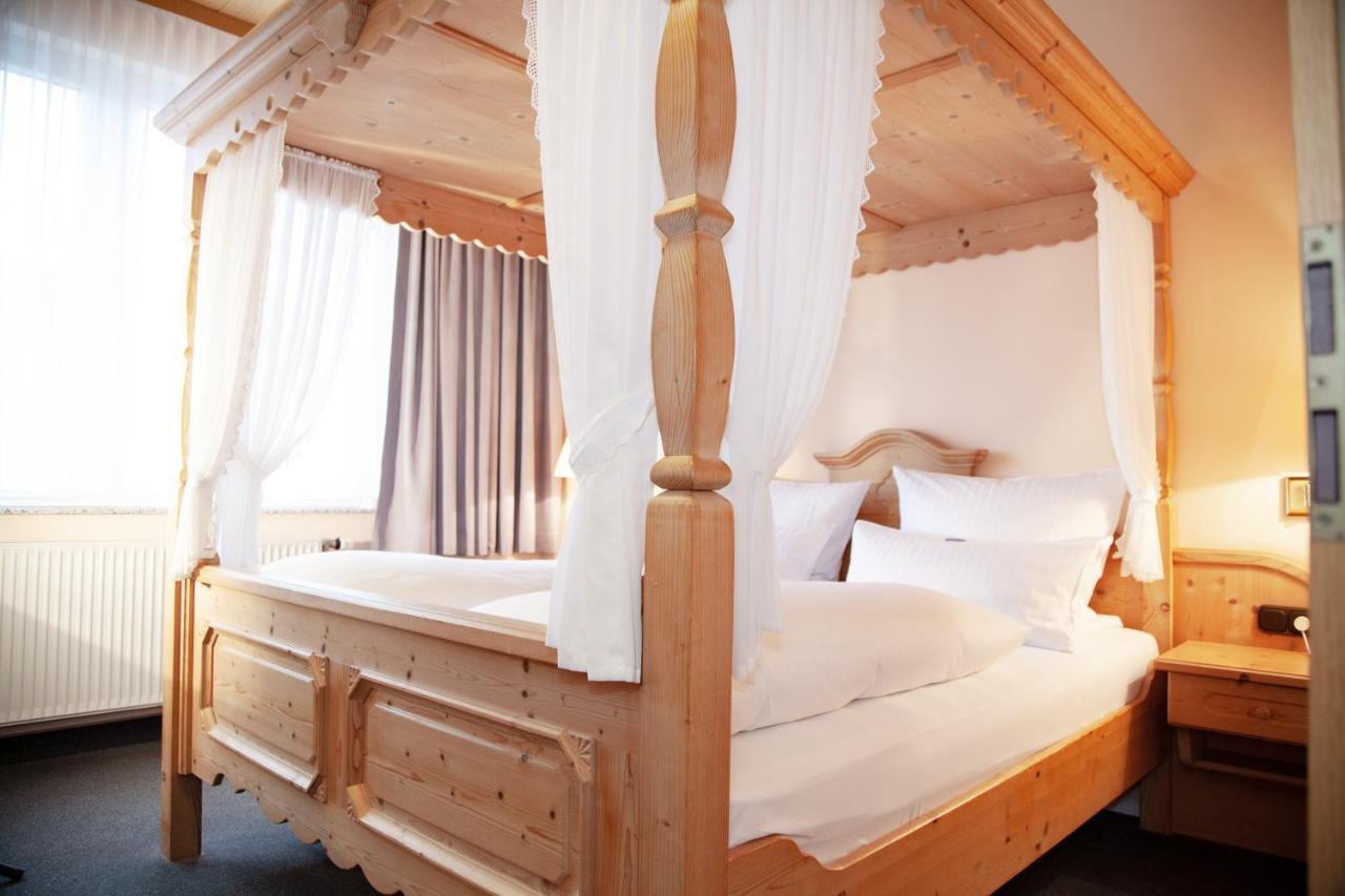 דיסבורג Hotel Lonac מראה חיצוני תמונה