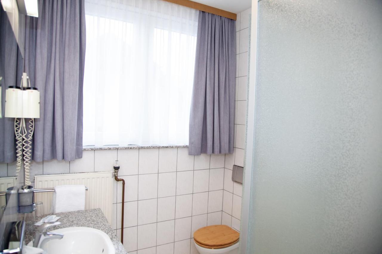 דיסבורג Hotel Lonac מראה חיצוני תמונה
